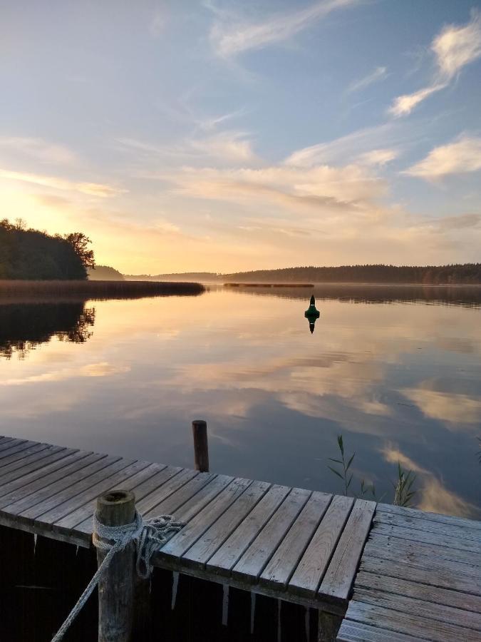Zwei Seen Ferienhaus Canow Exteriör bild